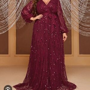 Elegant Long Sleeve Burgundy Gown